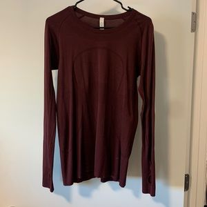 Lululemon maroon long sleeve